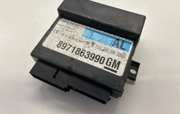 Opel Frontera B Comfort/convenience module 8971863990