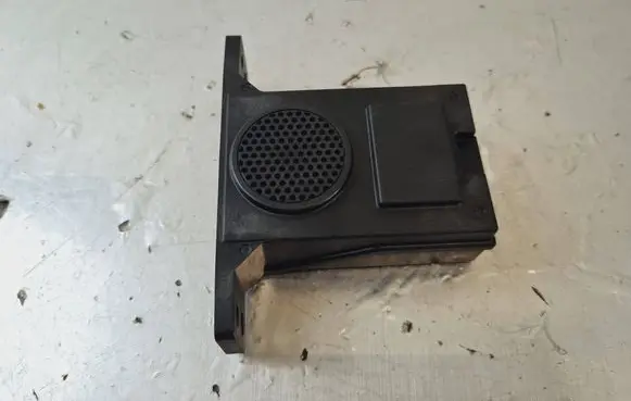 Nissan Leaf I (ZE0) Horn signal 281523NA0A G132515 EAB474A