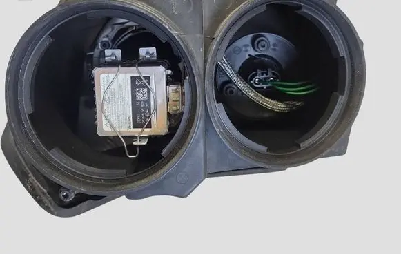 Cadillac CTS Headlight/headlamp