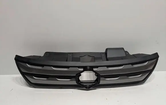Suzuki Vitara (LY) Front bumper upper radiator grill 7212154P0