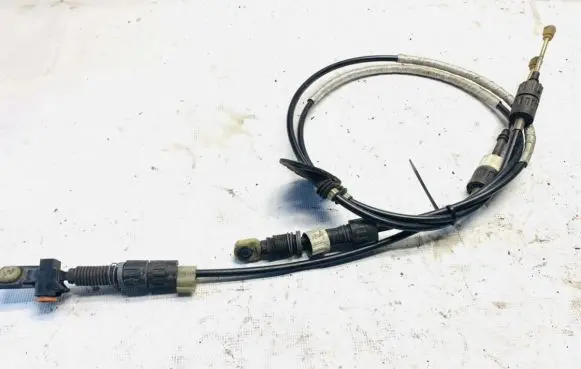 Ford Focus Gear shift cable linkage