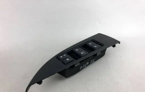 Subaru Outback Electric window control switch 83071AJ21A