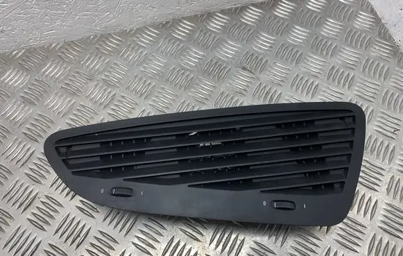 Alfa Romeo 159 Dashboard air vent grill cover trim LS376611