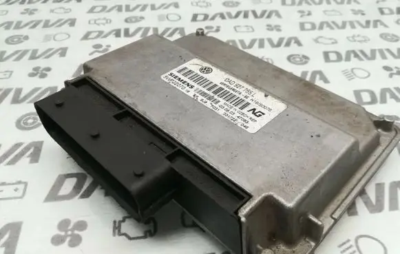 Volkswagen Touareg I Gearbox control unit/module 0AD927755L 5WP22070
