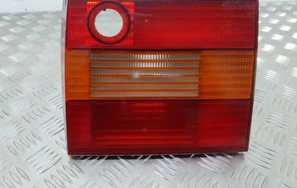 Volkswagen PASSAT B4 Tailgate rear/tail lights 3A5945108
