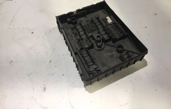 Seat Leon (1P) Fuse module 1K0937125A