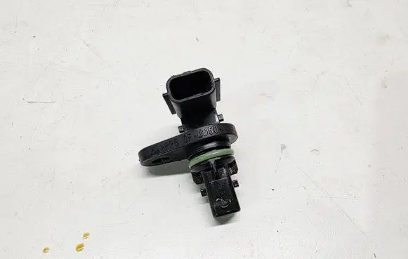 Nissan Qashqai J12 Crankshaft position sensor 237315RF3B
