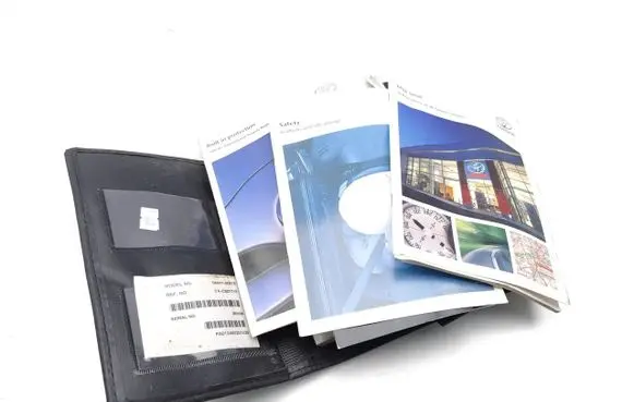 Toyota Hilux (AN10, AN20, AN30) Owners service history hand book 