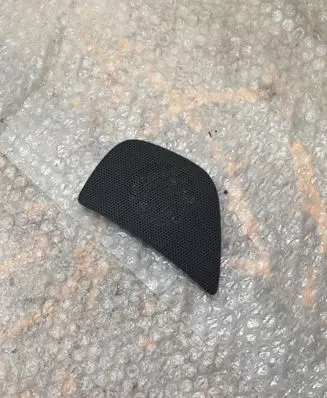 Side speaker trim/cover