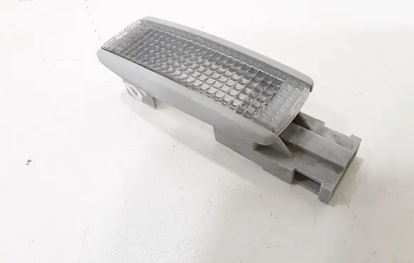 Volkswagen PASSAT B5.5 Rear seat light 3B0947113