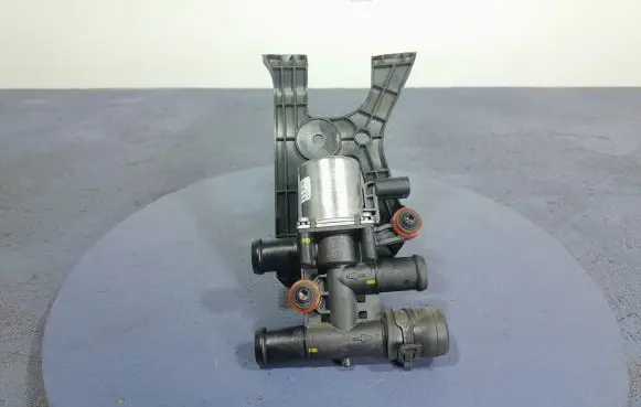 Audi A8 S8 D2 4D Vacuum valve 4N0820035A