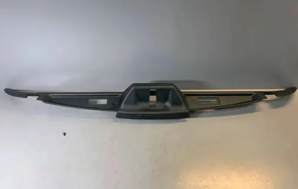 BMW 5 GT F07 Tailgate/boot lid lock trim 51497201654 7201654