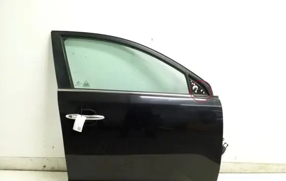 KIA Sportage Front door