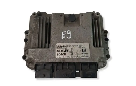 Ford C-MAX I Engine control unit/module 3M5112A650HD 0281011533