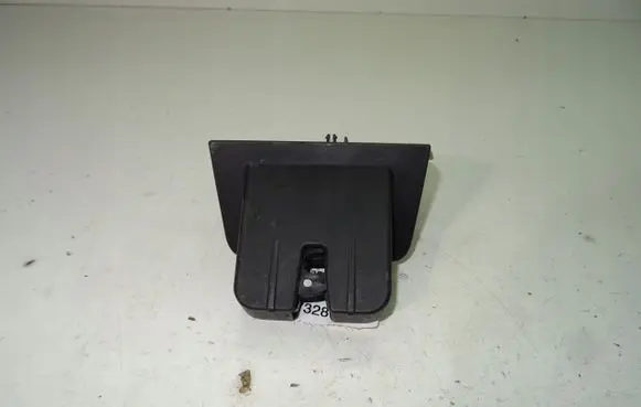 Audi A3 S3 8V Tailgate/trunk/boot lock/catch/latch 8R0827505