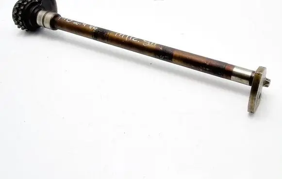 Mercedes-Benz E W210 Oil pump balance shaft 112.911
