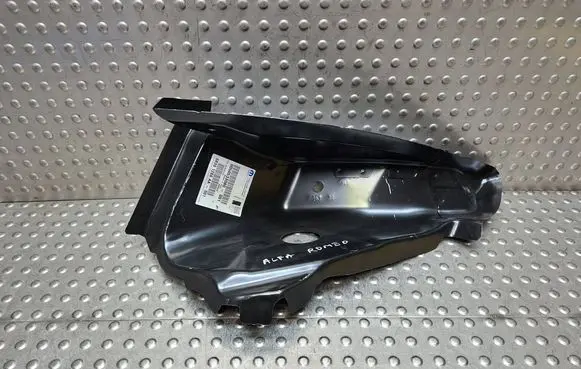 Alfa Romeo Giulia Tail light part 68301286AA