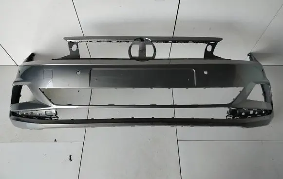 Volkswagen Polo VI Front bumper 2G0807221