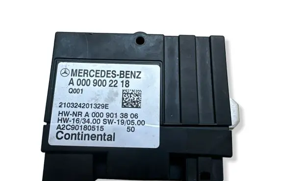Mercedes-Benz E W213 Fuel injection pump control unit/module A0009013806