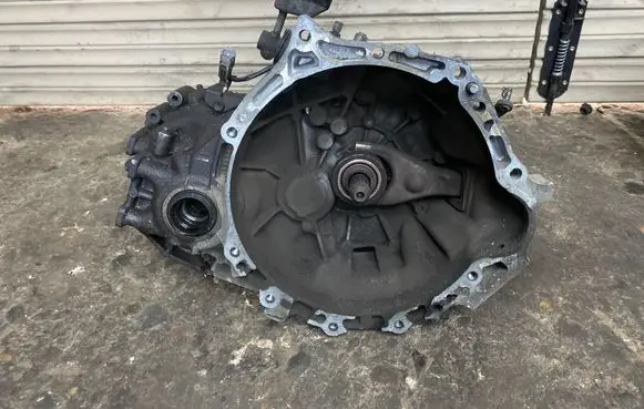 Toyota Auris 150 Manual 5 speed gearbox 3111502020