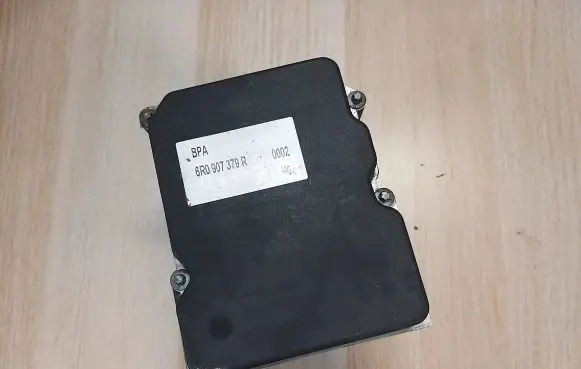 Volkswagen Polo V 6R ABS Pump 6R0907379R
