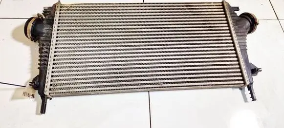 Opel Insignia A Intercooler radiator 13241751