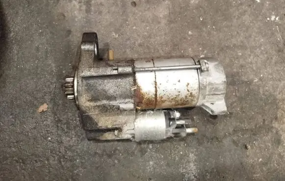 Jaguar XF X250 Starter motor 4280004890 8X2311001AA 8062041
