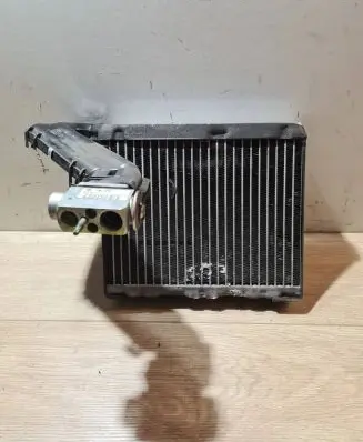 Air conditioning (A/C) radiator (interior)