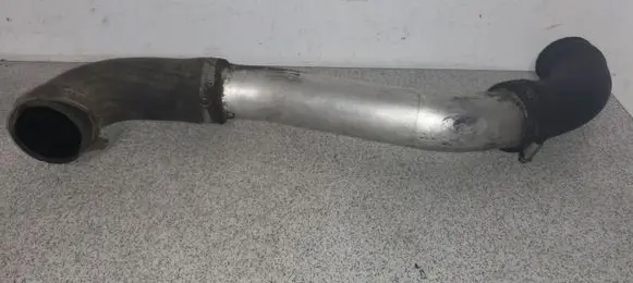 BMW 5 E39 Intercooler hose/pipe 2247967 11612247903