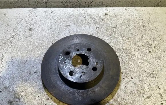 Toyota Yaris Front brake disc