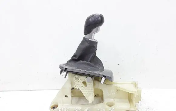 KIA Rio Gear shifter/selector