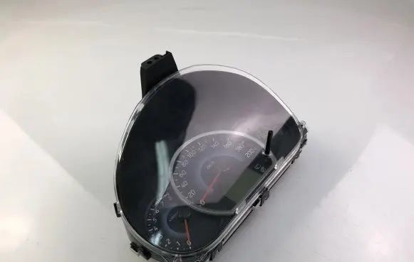 Mitsubishi Space Star Speedometer (instrument cluster) 8100C315