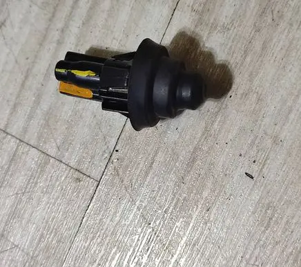 Dacia Jogger Front door sensor 7700427640B