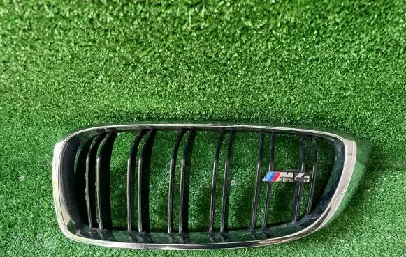 BMW M4 F82 F83 Front grill