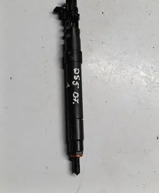 Fuel injector