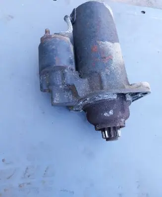 Volkswagen PASSAT B4 Starter motor