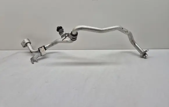 Air conditioning (A/C) pipe/hose