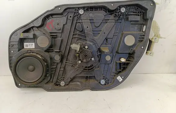 Hyundai Elantra VII Front door window regulator with motor 82480AA010
