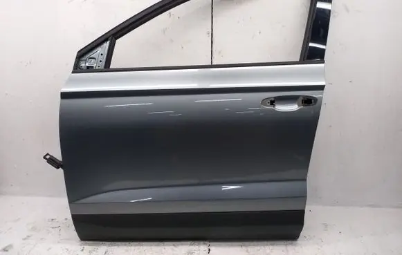 Skoda Karoq Front door
