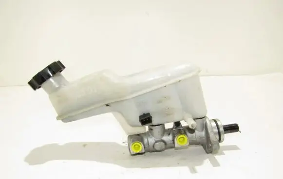 Hyundai ix35 Master brake cylinder