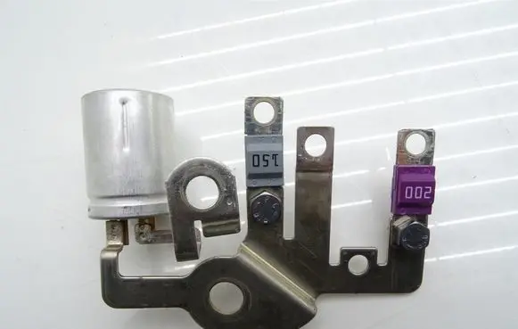 Mercedes-Benz CLS C219 Fuse 0005472201
