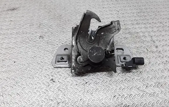 Volvo S40 Engine bonnet/hood lock/catch 30716442 30716441