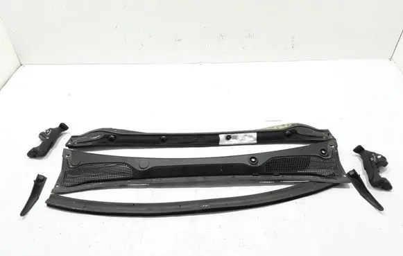 Renault Clio V Wiper trim 