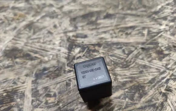 Opel Antara Other relay V23134B52C642