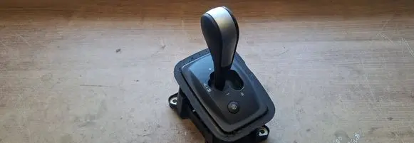 Opel Meriva A Gear shifter/selector 13122971DE 332614130