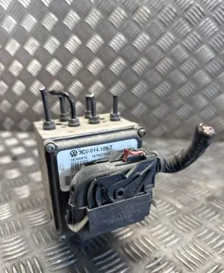 Volkswagen PASSAT B6 ABS Pump 3C0614109T 16705910 16705710K