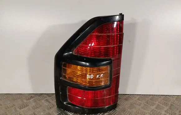 Mitsubishi Pajero Rear/tail lights