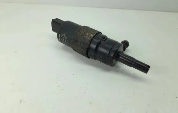 Audi A6 S6 C6 4F Headlight washer pump 3B7955681 0001011