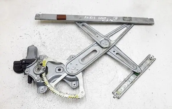 Toyota Auris 150 Rear door window regulator with motor 857200d120