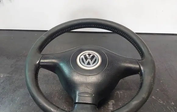 Volkswagen PASSAT B5.5 Steering wheel 1J0419091AE 3B0880201AL